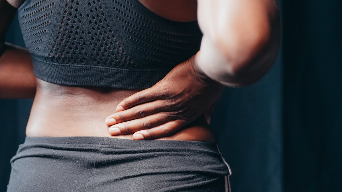 Acupuncture session for back pain relief at Aatral Acutherapy, Chennai